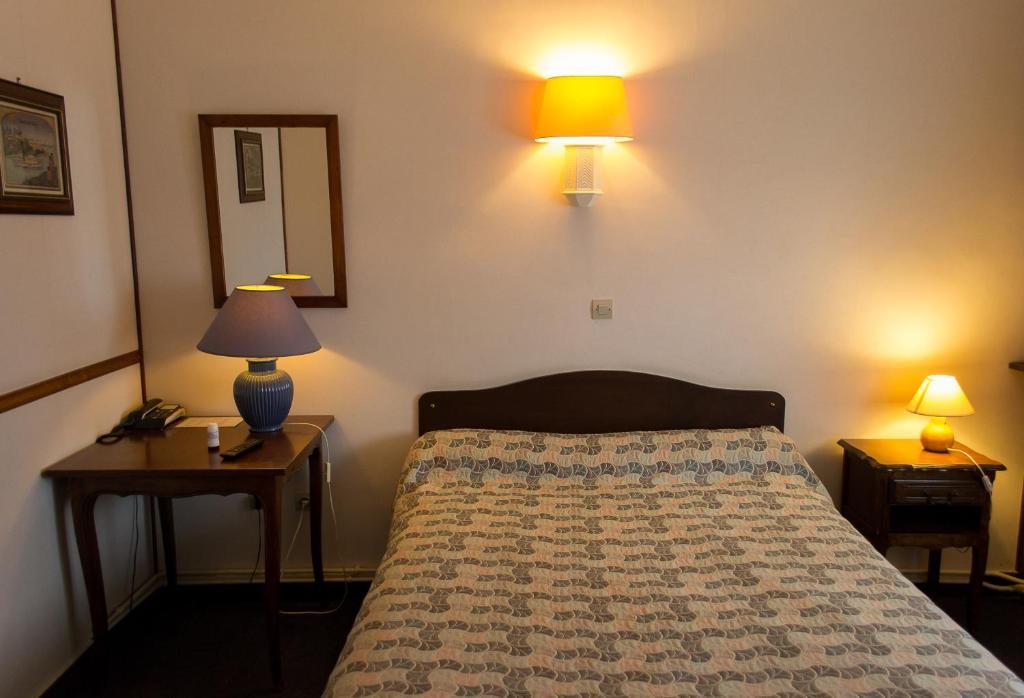 Hotel De Flandre Compiègne Habitación foto