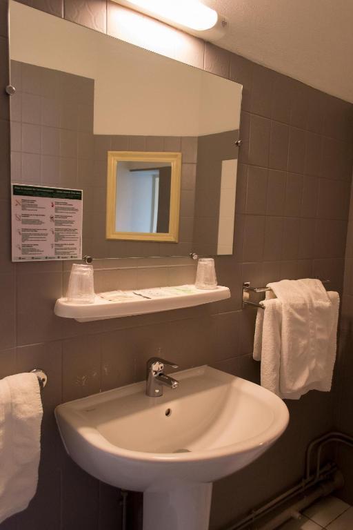 Hotel De Flandre Compiègne Habitación foto
