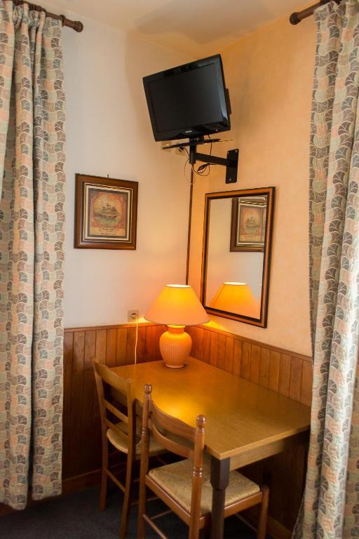 Hotel De Flandre Compiègne Habitación foto